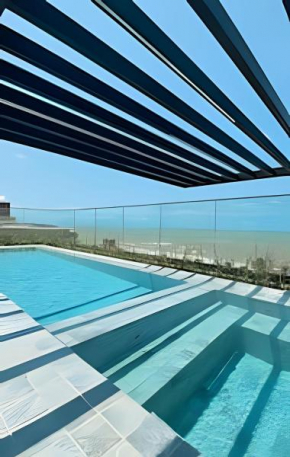 Loft luxo p/ 4 pessoas, a 50m do mar